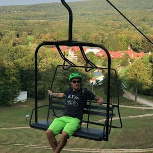 Meet your Posher, Hunter